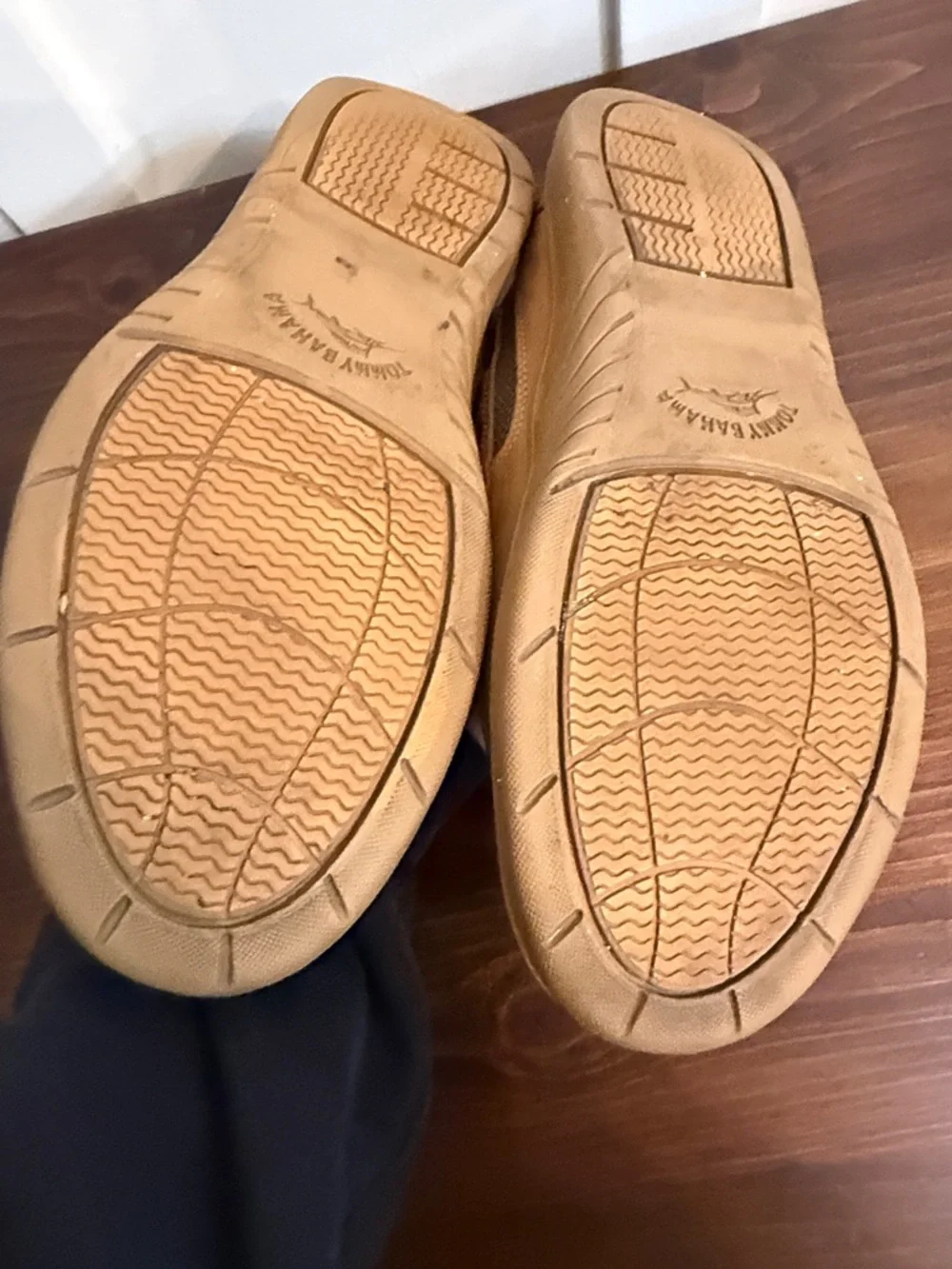 Leather Boat Shoes Men’s 9.5 Nubuck Deck Shoes Coastal Casual Tommy Bahama